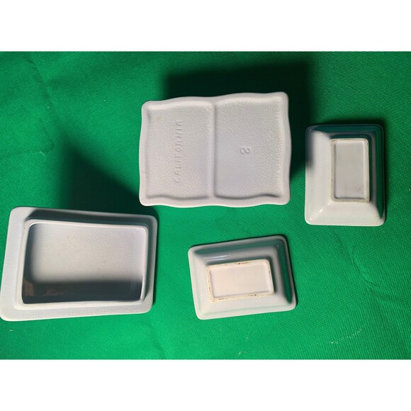 Vintage Rose Ceramic 4" x 3" box containing two trays dishes - Picture 5 of 5